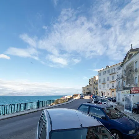 Little Corfu Town Апартаменты *